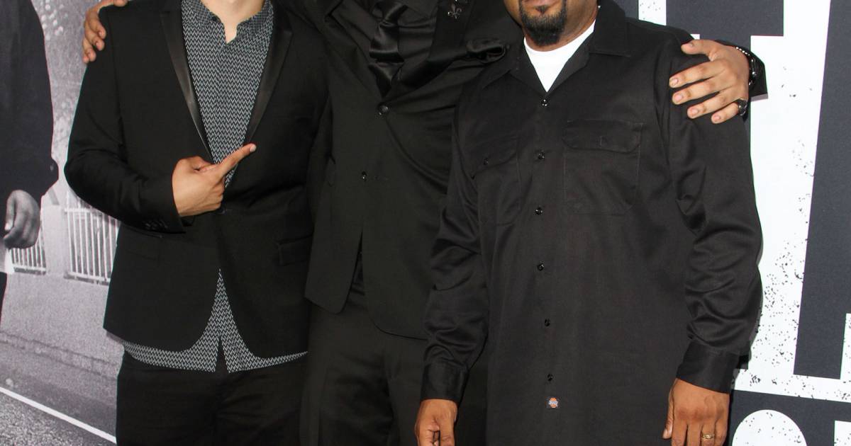 Ice Cube et ses fils Darryl et O'Shea Jackson, Jr. assistent à l'avant ...