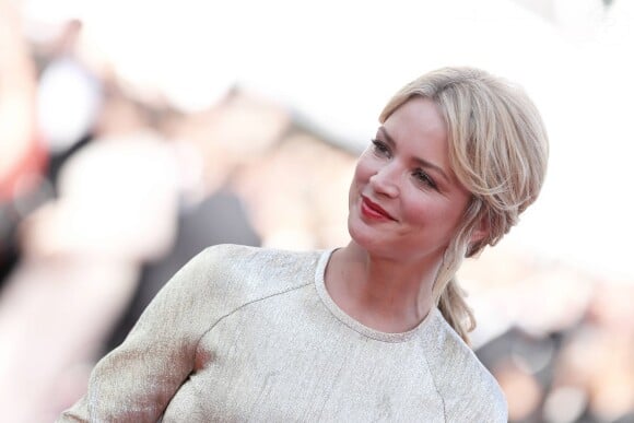 Virginie Efira - Montée des marches du film "Mia Madre" (Ma Mère) lors du 68e Festival International du Film de Cannes, le 16 mai 2015.