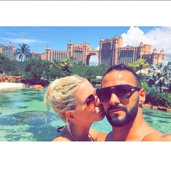 Jessica des Marseillais et Piou en vacances aux Bahamas le 1er juin 2015.