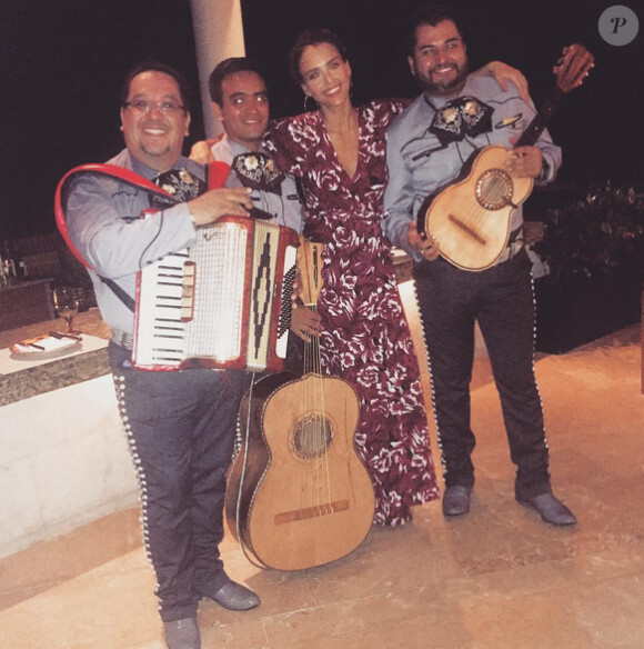 Jessica Alba a passé une belle soirée au Mexique