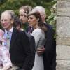 Le prince William et Kate Middleton, duc et duchesse de Cambridge, en juin 2012 au mariage d'Emily McCorquodale et James Hutt dans le Lincolnshire.