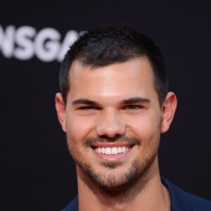 Taylor Lautner à la première d'American Ultra à Los Angeles, le 18 août 2015.