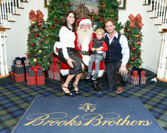 Jessica Ciencin Henriquez, Josh Lucas et leur fils Noah Rev Maurer - Holidays with St. Jude Children's Research Hospital Brooks Brothers Celebration à New York le 17 décembre 2014
