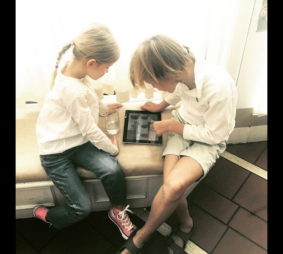 Kelly Rutherford a posté une photo de ses enfants sur Instagram au mois d'août 2015.