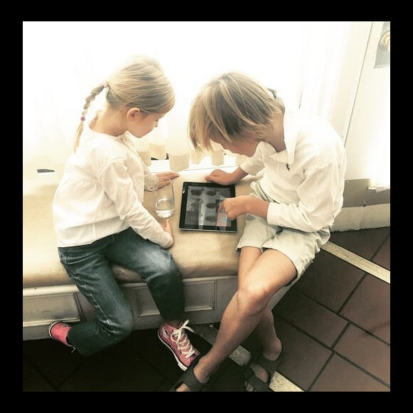 Kelly Rutherford a posté une photo de ses enfants sur Instagram au mois d'août 2015.