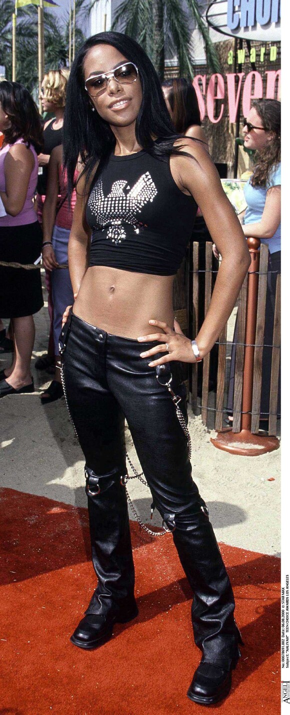 Aaliyah lors des Teen Choice Awards à Los Angeles, le 6 août 2000  