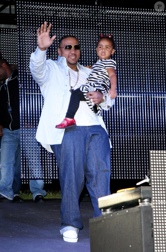 Timbaland et sa fille Reign lors du lancement de la nouvelle Countryman Mini à Londres le 8 juin 2010