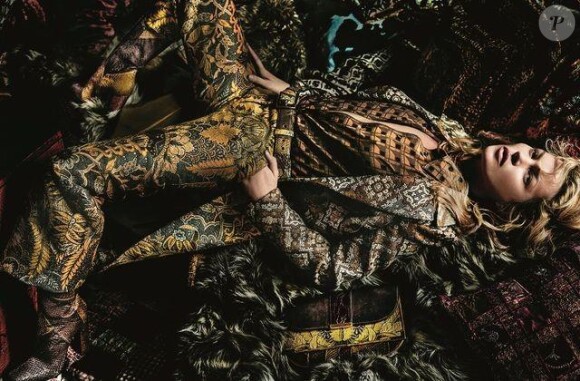 Kate Moss pose pour la campagne Etro automne/hiver 2015-2016