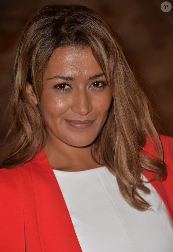 Karima Charni, lors de la conférence de presse de la grille de rentrée 2015/2016 des chaînes NRJ12, NRJ Hits et Chérie 25 à la Cour du Marais à Paris, le 27 août 2015.