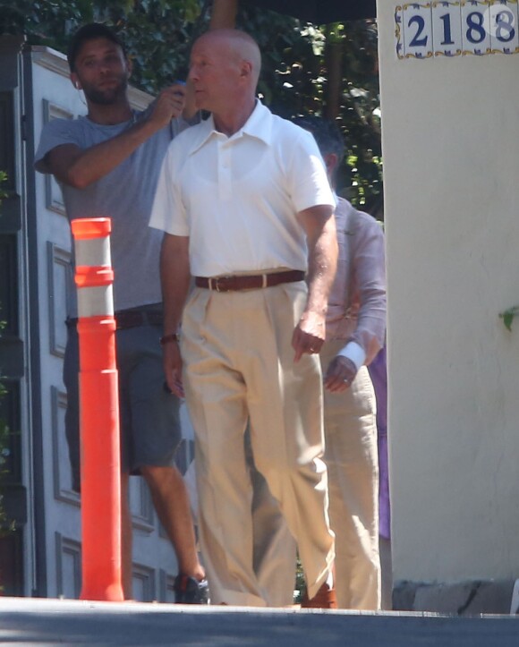 Exclusif - Bruce Willis - Tournage du nouveau film de Woody Allen à Los Angeles, le 17 août 2015.