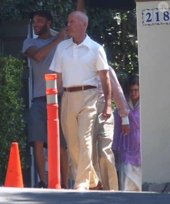 Exclusif - Bruce Willis - Tournage du nouveau film de Woody Allen à Los Angeles, le 17 août 2015.