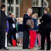 Le roi Philippe de Belgique accompagnait le 1er septembre 2015 ses enfants la princesse Elisabeth, le prince Gabriel et la princesse Eléonore au collège Sint-Jan-Berchmans pour leur rentrée des classes.