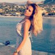 Clara Morgane, enceinte, en vacances en Corse - août 2015