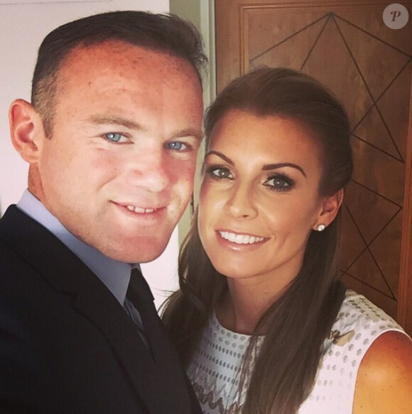 Wayne et Coleen Rooney avant leur départ en vacances aux Bahamas en juin 2015. Le couple a annoncé le 8 juillet attendre son troisième enfant.