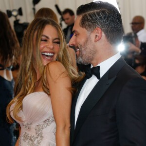 Sofia Vergara et son fiancé Joe Manganiello - Soirée Costume Institute Gala 2015 (Met Ball) au Metropolitan Museum célébrant l'ouverture de Chine: à travers le miroir à New York, le 4 mai 2015 .