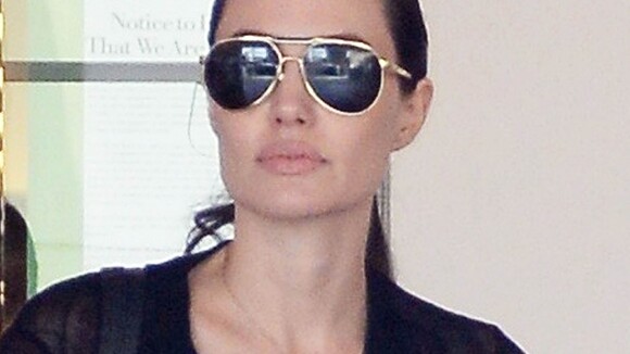 Angelina Jolie : Son départ d'une fondation de Lady Diana crée la controverse