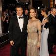 Brad Pitt et sa compagne Angelina Jolie (habillée en Elie Saab) - 86ème cérémonie des Oscars à Hollywood, le 2 mars 2014.