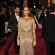 Angelina Jolie (habillée en Elie Saab) - 86ème cérémonie des Oscars à Hollywood, le 2 mars 2014.