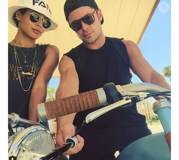 Zac Efron et Sami Miro lors d'une virée en vélo / photo postée sur le compte Instagram de l'acteur.