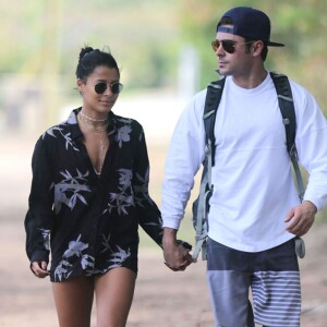 Zac Efron et sa petite amie Sami Miro se baladent en amoureux à Oahu à Hawaii , le 30 mai 2015