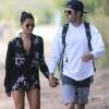 Zac Efron et sa petite amie Sami Miro se baladent en amoureux à Oahu à Hawaii , le 30 mai 2015