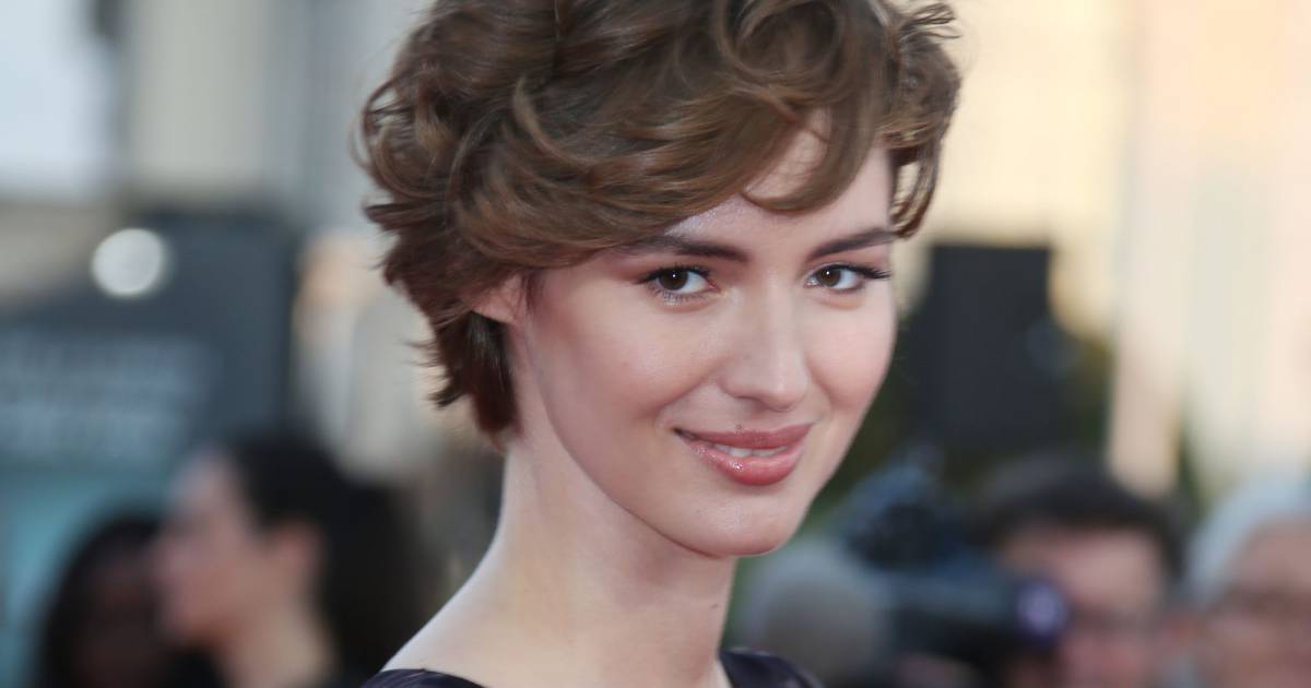 Louise Bourgoin - Tapis rouge du film Ruth and Alex et hommage à ...