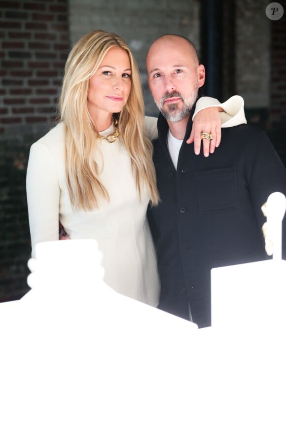 Jennifer et Kevin Fisher à la présentation de la collection printemps 2016 de la créatrice de bijoux au 22 Little West 12th Street. New York, le 9 septembre 2015.