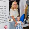 Keren Craig (co-fondatrice de Marchesa) et sa fille Delilah assistent à la soirée de Target Style et du magazine Vogue à New York. Le 9 septembre 2015.