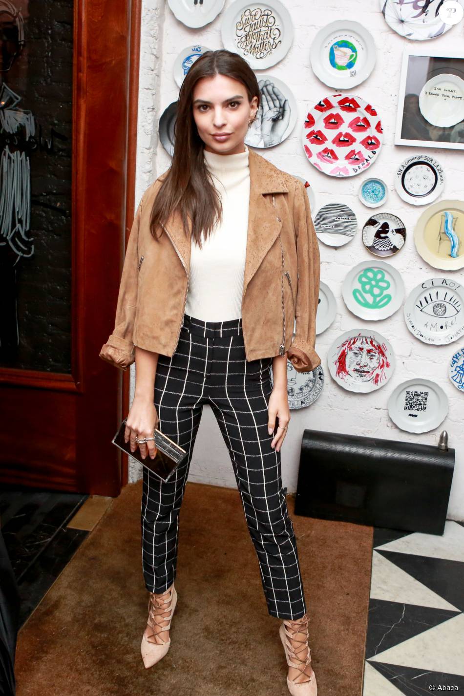 Emily Ratajkowski assiste au dîner organisé par Topshop et Edward