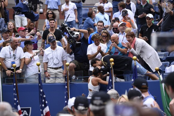 Flavia Pennetta et son compagon Fabio Fognini après sa finale victorieuse de l'US Open à l'USTA Billie Jean King National Tennis Center de Flushing dans le Queens à New York, le 12 septembre 2015