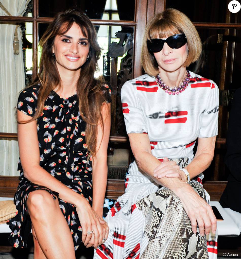 Penélope Cruz et Anna Wintour assistent au défilé Carolina Herrera