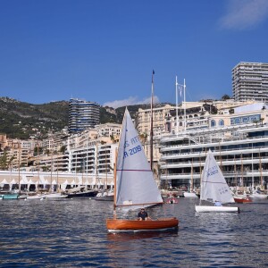 Le prince Albert II de Monaco au Yacht Club de Monaco le 11 septembre 2015 pour une revue d'effectifs dans le cadre de la 12e Monaco Classic Week.