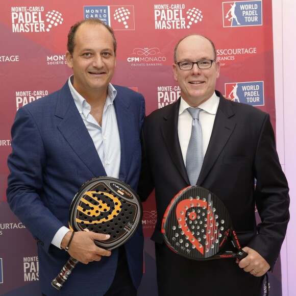 Le prince Albert II de Monaco apportait le 10 septembre 2015 son soutien au 1er Padle Master de Monaco, organisé sous le chapiteau de Fontvieille par Fabrice Pastor et Monte-Carlo International Sports.