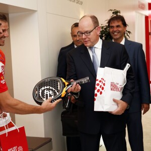 Le prince Albert II de Monaco apportait le 10 septembre 2015 son soutien au 1er Padle Master de Monaco, organisé sous le chapiteau de Fontvieille par Fabrice Pastor et Monte-Carlo International Sports.