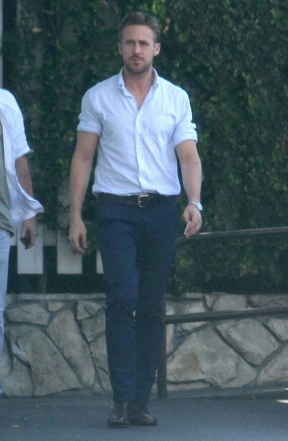 Ryan Gosling sort d' un rendez vous professionnel à Los Angeles Le 31 mai 204
