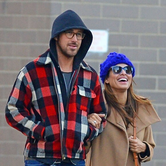 Ryan Gosling et Eva Mendes dans les rues de New York le 22 novembre 2012