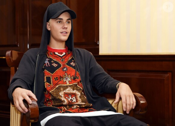 Exclusive - Canadian singer Justin Bieber poses during a press event at the Ritz Carlton Hotel in Berlin, Germany, 15 September 2015. The 21-year-old released his new single 'What Do You Mean' and does a tour to promote it. Photo by Jens Kalaene/DPA/ABACAPRESS.COM15/09/2015 - Berlin
