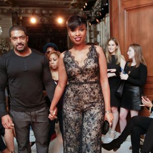 David Otunga et son épouse Jennifer Hudson assistent au défilé Marchesa printemps-été 2016 à l'hôtel St. Regis. New York, le 16 septembre 2015.