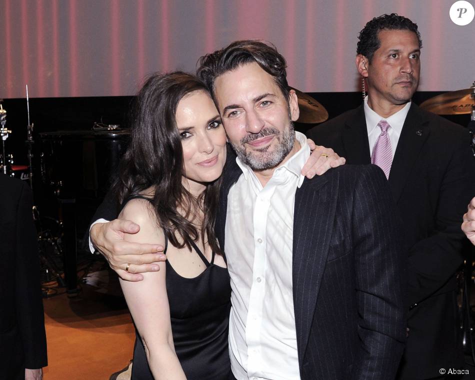 Winona Ryder et Marc Jacobs assistent au défilé Marc Jacobs printemps