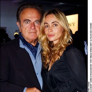 Emmanuelle Béart et son père Guy au Palais des Congrès en 2003