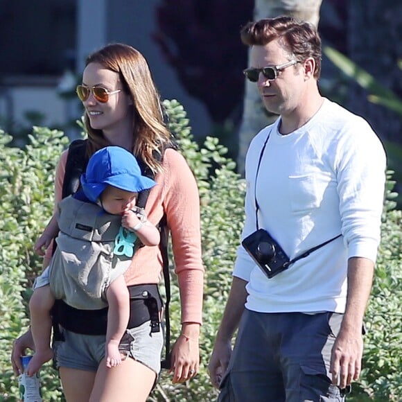 Exclusif - Olivia Wilde, son fiancé Jason Sudeikis et leur fils Otis en vacances à Hawaii, le 20 décembre 2014.