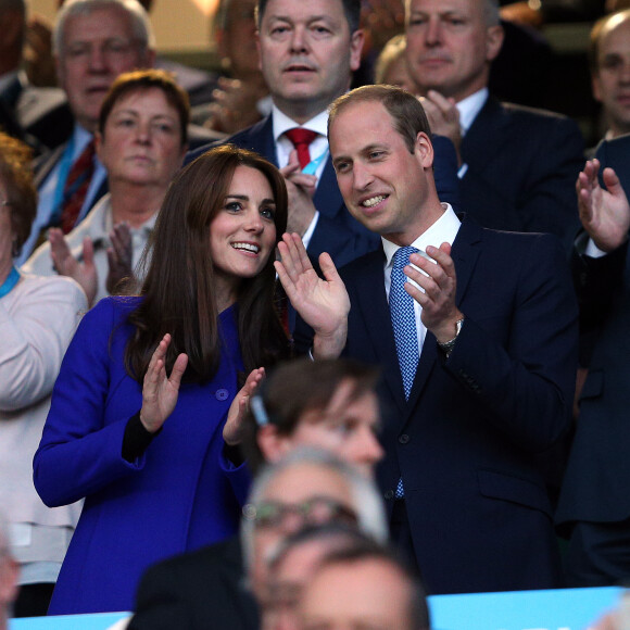 Kate Middleton et le prince William lors de la cérémonie d'ouverture de la Coupe du monde de rugby à Londres le 18 septembre 2015.