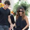 Info - Karine Ferri est enceinte de son premier enfant - Yoann Gourcuff et sa compagne Karine Ferri - A Cannes, les sportifs rendent un dernier hommage à Tiburce Garou le 10 juillet 2015.