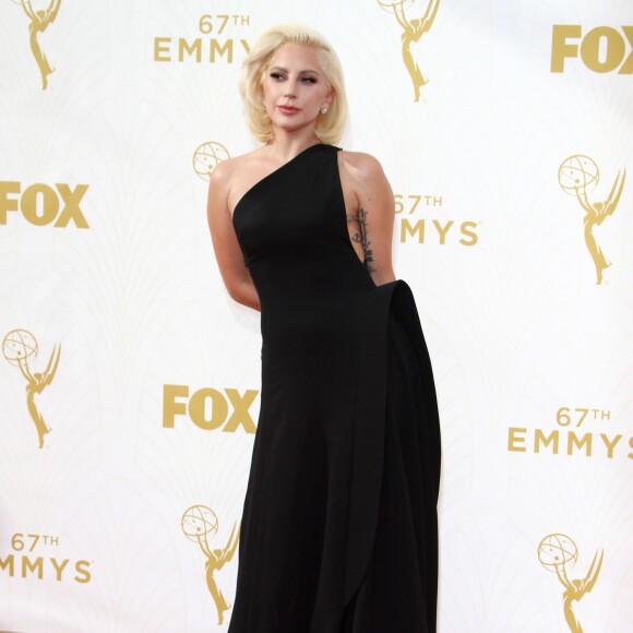 Lady Gaga à la 67ème cérémonie annuelle des Emmy Awards au Microsoft Theatre à Los Angeles, le 20 septembre 2015