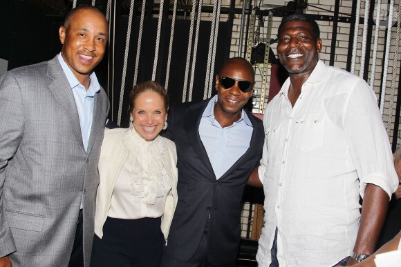 John Starks, Katie Couric, Dave Chappelle et Larry Johnson au Garden of Dreams Talent Show de New York le 17 juin 2014