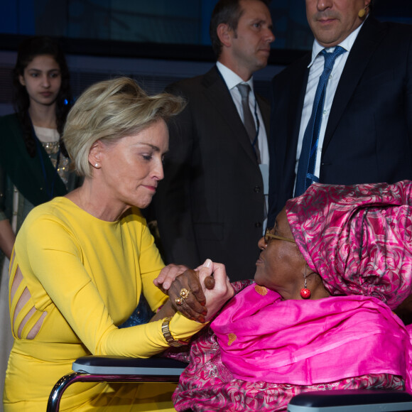 Sharon Stone à la soirée "Pilosio Building Peace Award 2015" à Milan en Italie le 12 septembre 2015.