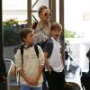 Exclusif - Kate Hudson et son fils Ryder arrivent à l'aéroport Tom Bradley à Los Angeles, pour prendre un vol international. Le 11 juin 2015