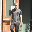 Calvin Harris (compagnon de Taylor Swift) quitte son appartement à New York le 29 mai 2015