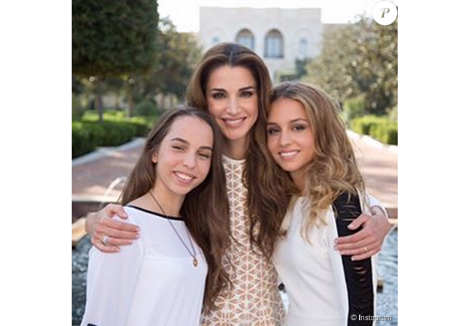 Rania De Jordanie Avec Ses Filles Iman Et Salma Elle Met Sa Belle | Hot ...
