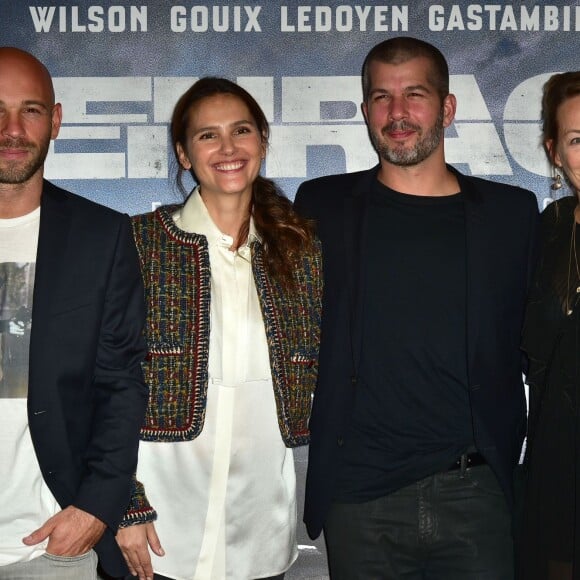 Franck Gastambide, Virginie Ledoyen, le réalisateur Eric Hannezo et Gabrielle Lazure - Avant-Première du film "Les Enragés" au cinéma UGC Les Halles à Paris le 28 septembre 2015.